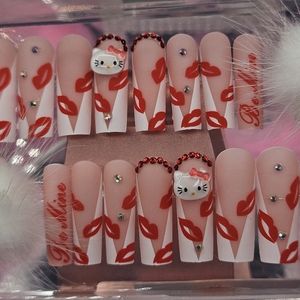 Kitty Press On Nails and stuffie